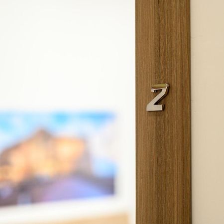 Domus Romeo Apartment เนเปิลส์ ภายนอก รูปภาพ