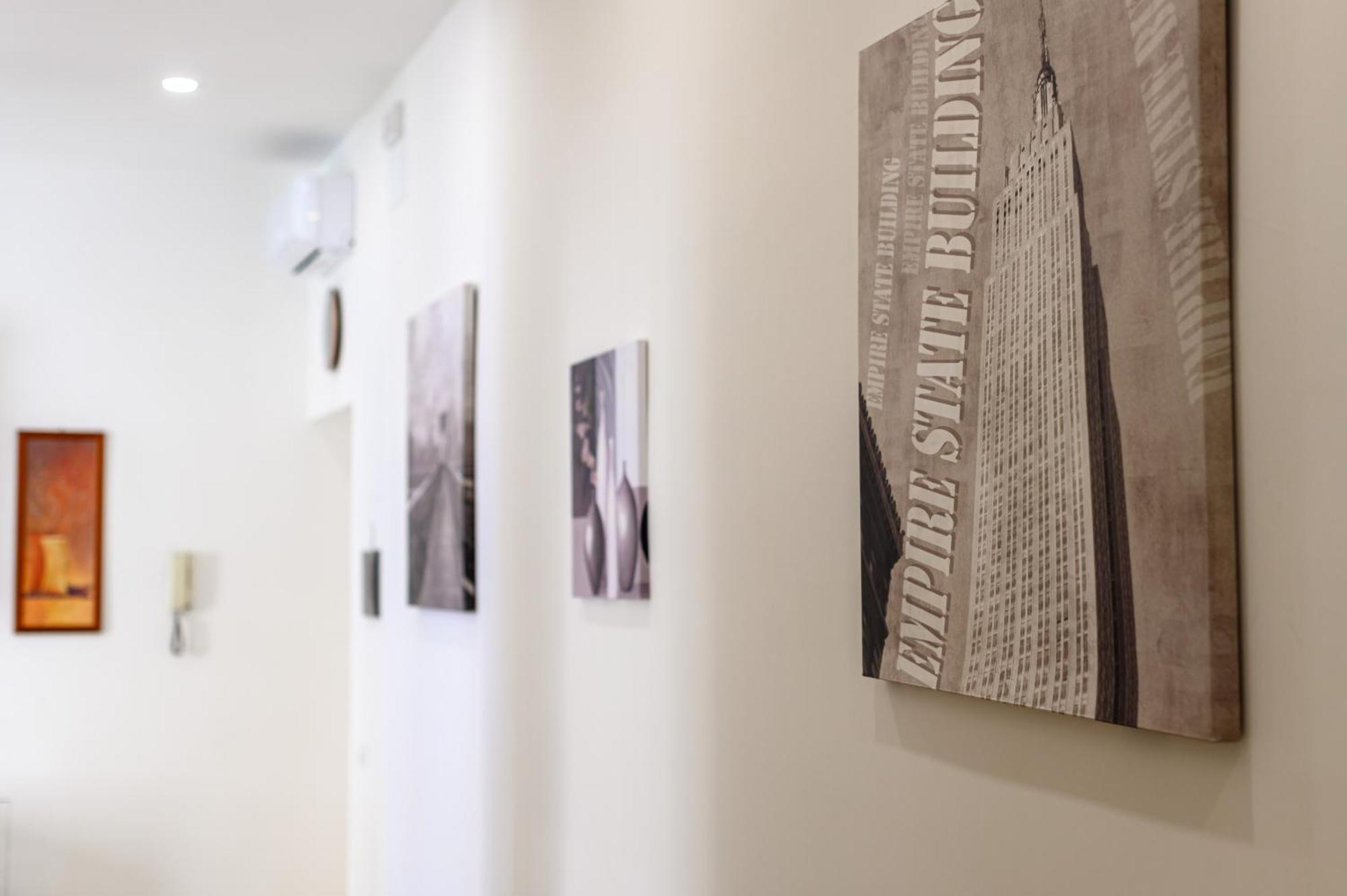 Domus Romeo Apartment เนเปิลส์ ภายนอก รูปภาพ