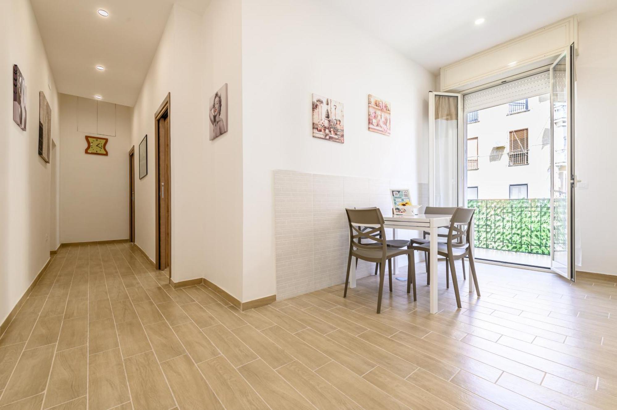 Domus Romeo Apartment เนเปิลส์ ภายนอก รูปภาพ
